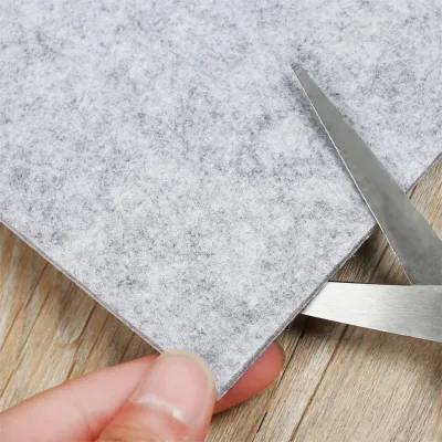 Feuille de feutre autocollante pour pieds de meubles – image 3